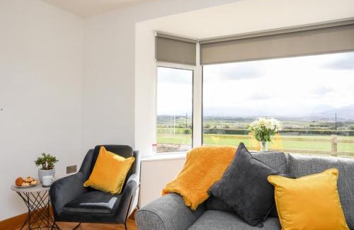 Llanfairpwllgwyngyll House | Mynydd Mwyn