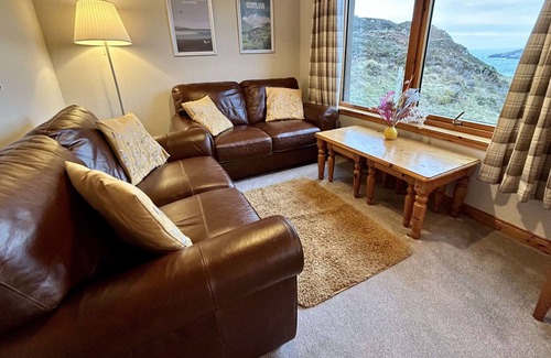 Clachtoll House | Myrtle Cottage - beautiful sea views!