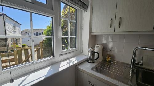 St. Mawes House | Myrtle Cottage