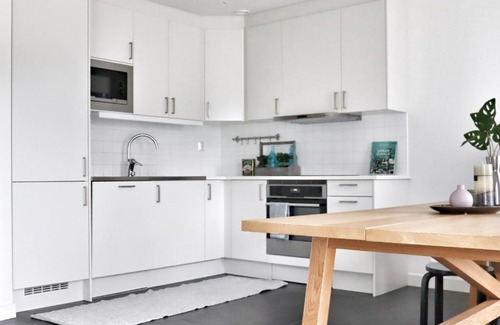 Bastad Municipality House | Mysigt hus med kamin och pool