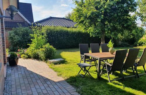 Gronwohld Apartment | Nähe Hamburg Lübeck Ostsee - BBQ - Garten - Parkplatz