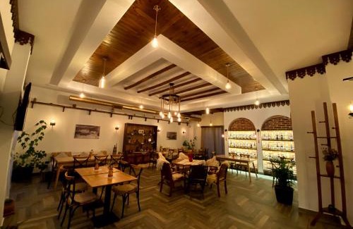 Diber Hotel | Nëna Dashuri Agroturizëm