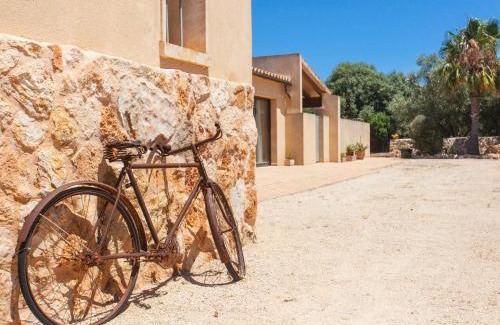 Ses Salines Villa | Na frare casa de campo