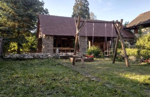 Polzov House | NA SAMOTĚ U LESA