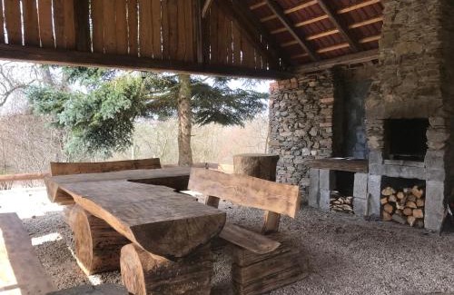 Polzov House | NA SAMOTĚ U LESA