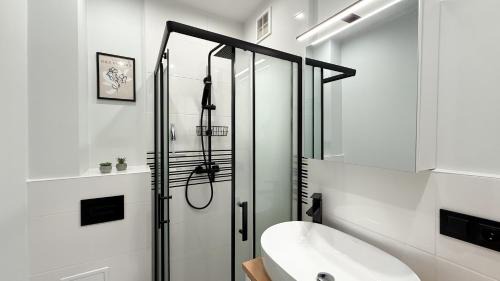 Mieroszow Apartment | Na Sudeckim Szlaku by LibertaRent