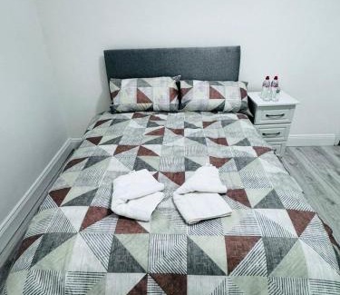 Naas Hostel | Naas Town - Budget Double Bedrooms