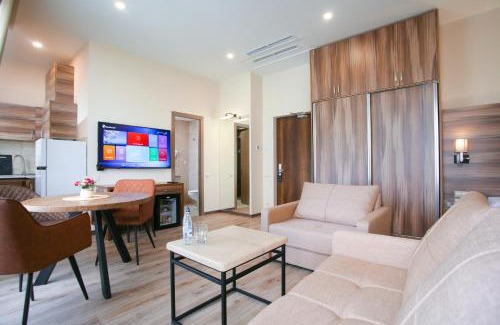Kentron Hotel | Nacho Hotel Yerevan, By One