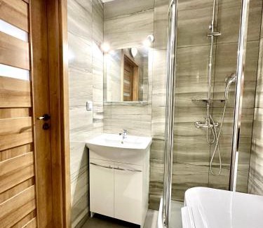 Chylonia Apartment | Nadmorski Relaks - Apartament do Wynajęcia - Tani Nocleg Gdynia