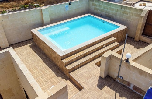 Nadur Apartment | Naduri Holiday Home