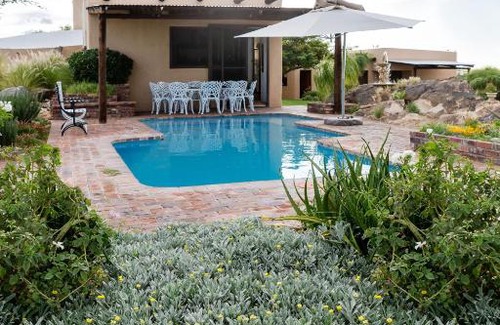 Kai !Garib Apartment | Naftali Guest Farm