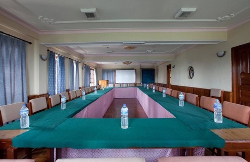 Baluwapati Deupur Hotel | Nagarkot Sunshine Hotel
