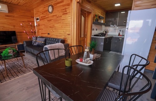 Sapanca House | Naila Bungalov Sapanca Private : Two-Bedroom Townhouse