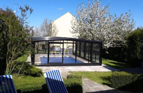 Jagny House | Nalan Johannisien, Maison piscine chauffée-Spa, Paris CDG-Disney