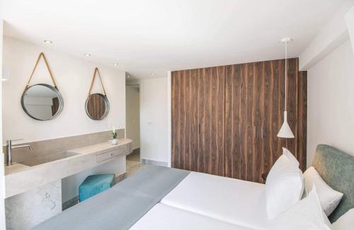 Plaka Apartment | Nama Sea Side Suites
