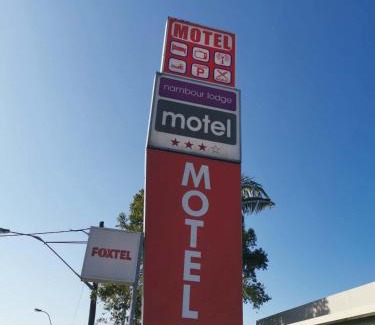 Nambour Hotel | Nambour Lodge Motel