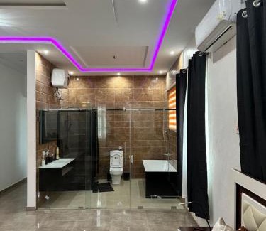 Kumasi Villa | Nanani Luxury Villa - 3 Bedrooms