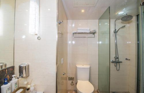 Qinhuai Qu Apartment | Nanjing Kaibin Apartment - Aishang Shopping Mall