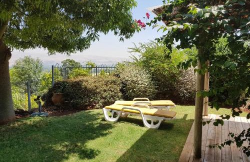 Ma'ayan Baruch Cabin | Nano's Place
