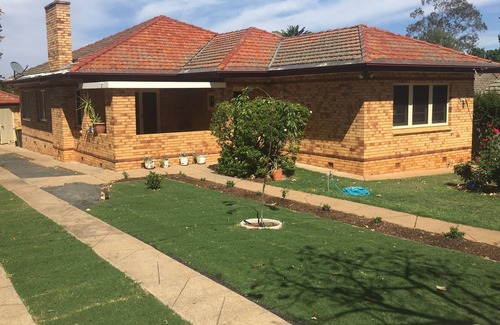 East Tamworth House | NAPIER ST HIDEAWAY EAST TAMWORTH