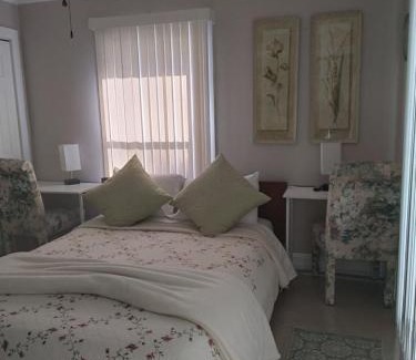 Rural Estates House | Naples' Hidden Gem
