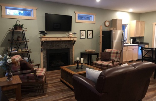 Naples House | Naples Valley Getaway-Private home with hot tub.