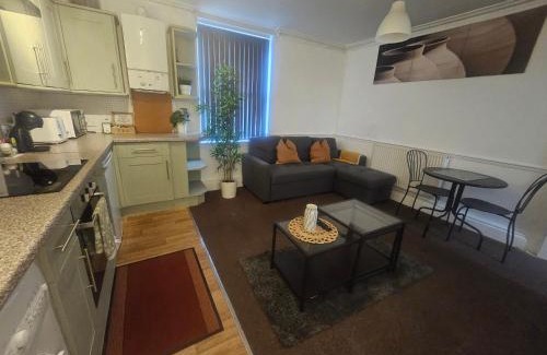 Easton Apartment | Nariken Apartments