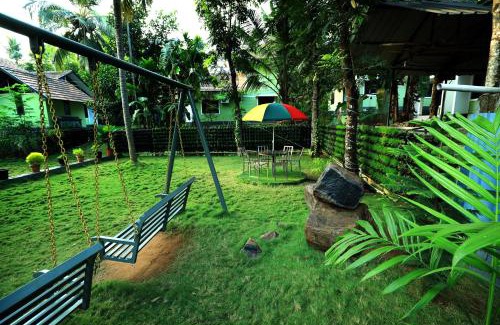 Perintalmanna House | NARMADA POOL VILLA (KAVERI)