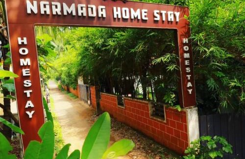 Perintalmanna House | NARMADA POOL VILLA (KAVERI)
