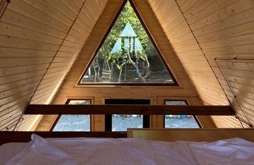 Tsilkani House | Narnia Cottages