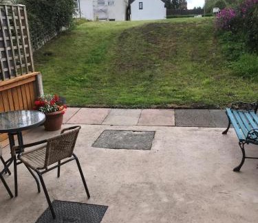 Sandbach House | Narrowboat Cottage