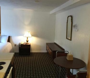Ayer Hotel | Nashoba Valley Inn & Suites