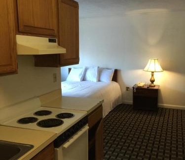 Ayer Hotel | Nashoba Valley Inn & Suites