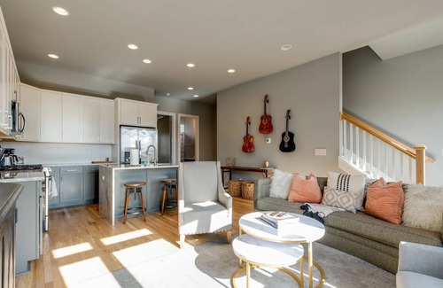 Haynes Area House | Nashville Nirvana-Rooftop Deck-City Skyline views