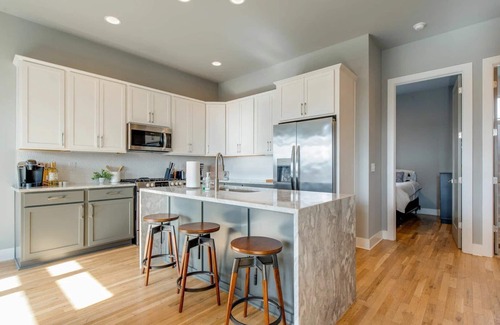 Haynes Area House | Nashville Nirvana-Rooftop Deck-City Skyline views