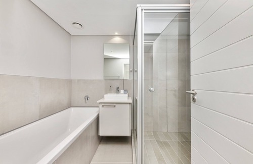 Big Bay Apartment | Nassima 110, Blouberg