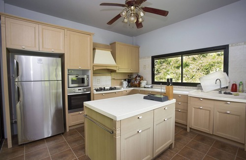 Hua Thanon Villa | Natien Beach Villa (Near Lamai)