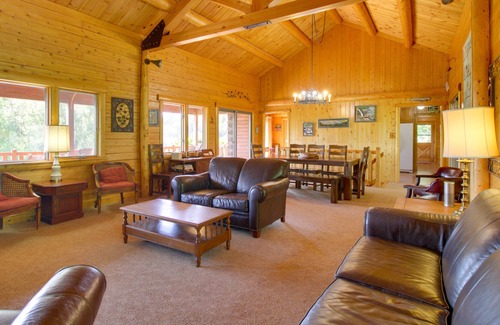 Natural Bridge House | Natural Bridge Retreat w/ Private Outdoor Pool!