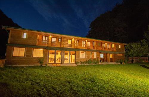 Banita House | Natural e Simplu