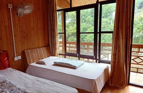Lingchuan County Cabin | Natural Lodge Homestay