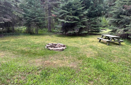 Kellogg RV Rental | Nature Adventure Campsite/River Floaters, Fly Fishing, Wildlife, Hiking, Biking.