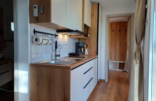Dane House | Nature Getaway with Private Sauna, Wooden Soaking Hot Tub & Champagne Welcome