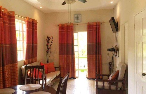 Las Cuevas House | Nature Lovers Cottage Getaway