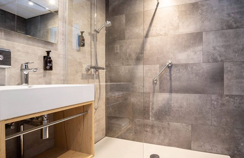 Doorwerth Hotel | Nature Lover’s Paradise: Room Close to Castle Doorwerth - 2 Units