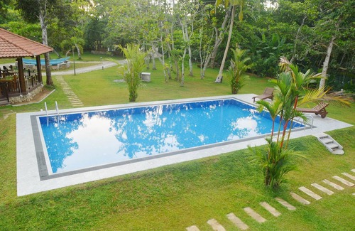 Balapitiya Hotel | Nature Paradise Villas