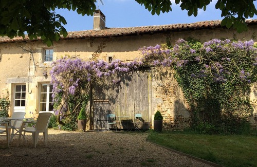 Montalembert Cottage | Nature, Peace and Authenticity.