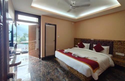 Rishop Hotel | Nature's Nest Resort