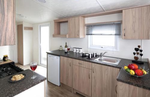 Great Houghton House | Nature's Nook - Billing Aquadrome