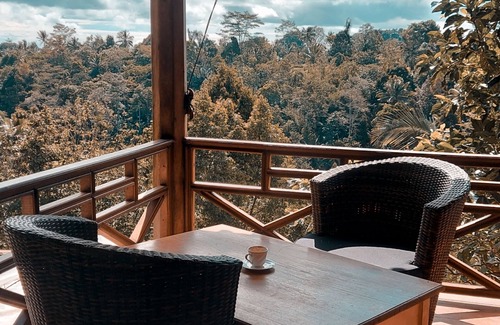 Baturiti Villa | Nature surrounded villa,in a vanilla organic orchard.