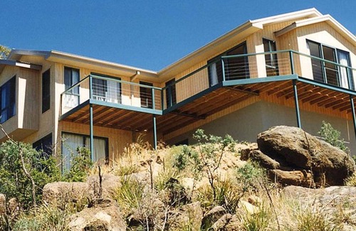 East Jindabyne House | NATURESCAPE HOLIDAY ACCOMMODATION